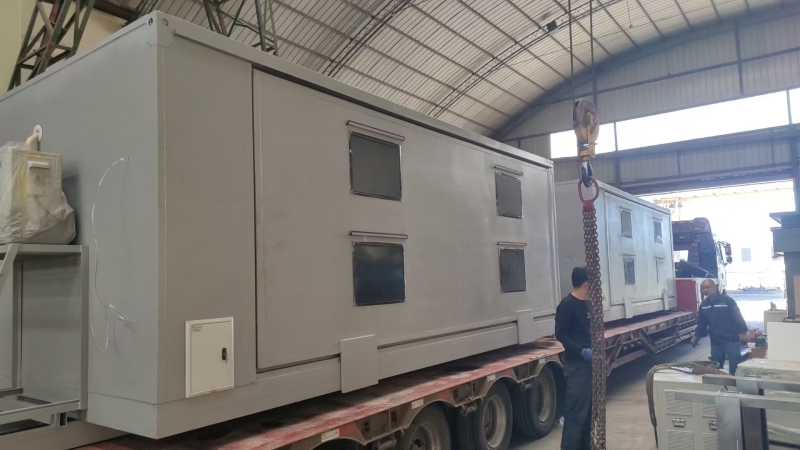 expandable-accommodation-container-for-solar-wind-project.jpg