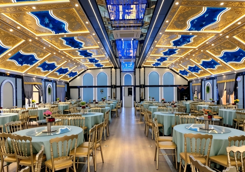 luxury-Wedding-Trailer.jpg