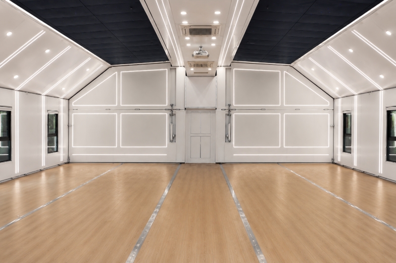 lzm-luxury-expandable-event-trailer-interior-design.jpg